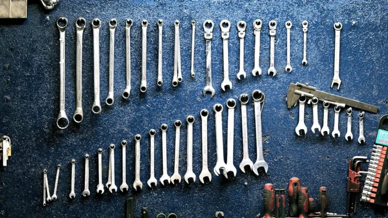How to Maintain and Care for Your Power Tools