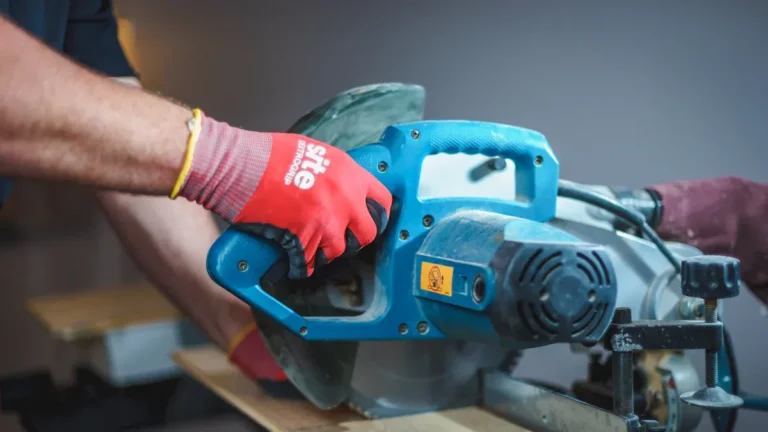 Step-by-Step Guide to Using a Circular Saw